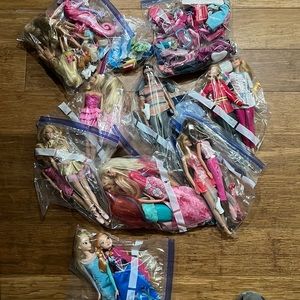 Lot of used Barbie’s and accessories